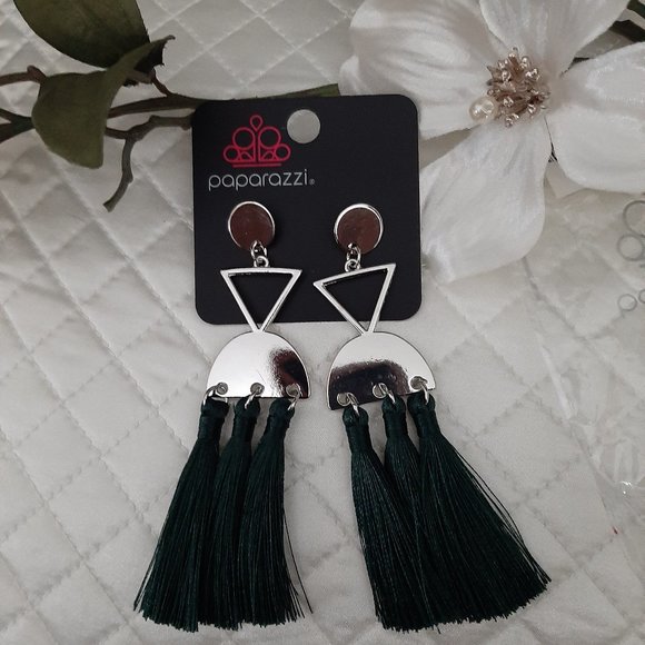 paparazzi Jewelry - Paparazzi Triple Fringe Earrings